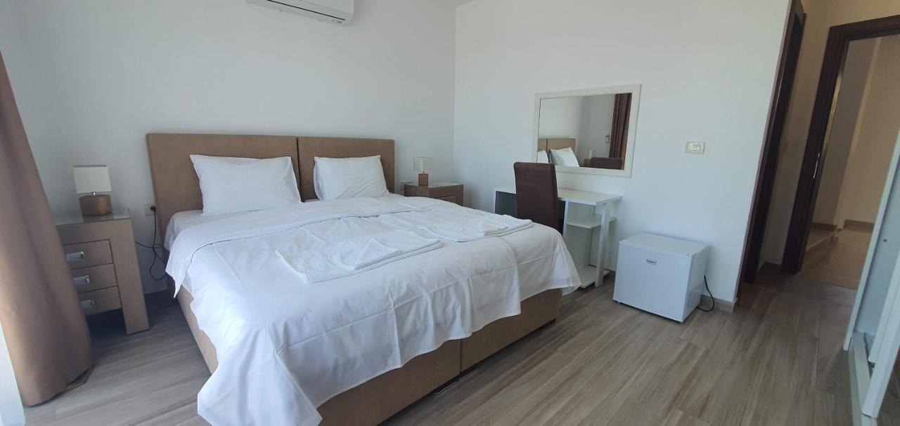 Hotel Svarog Bečići Eksteriør billede